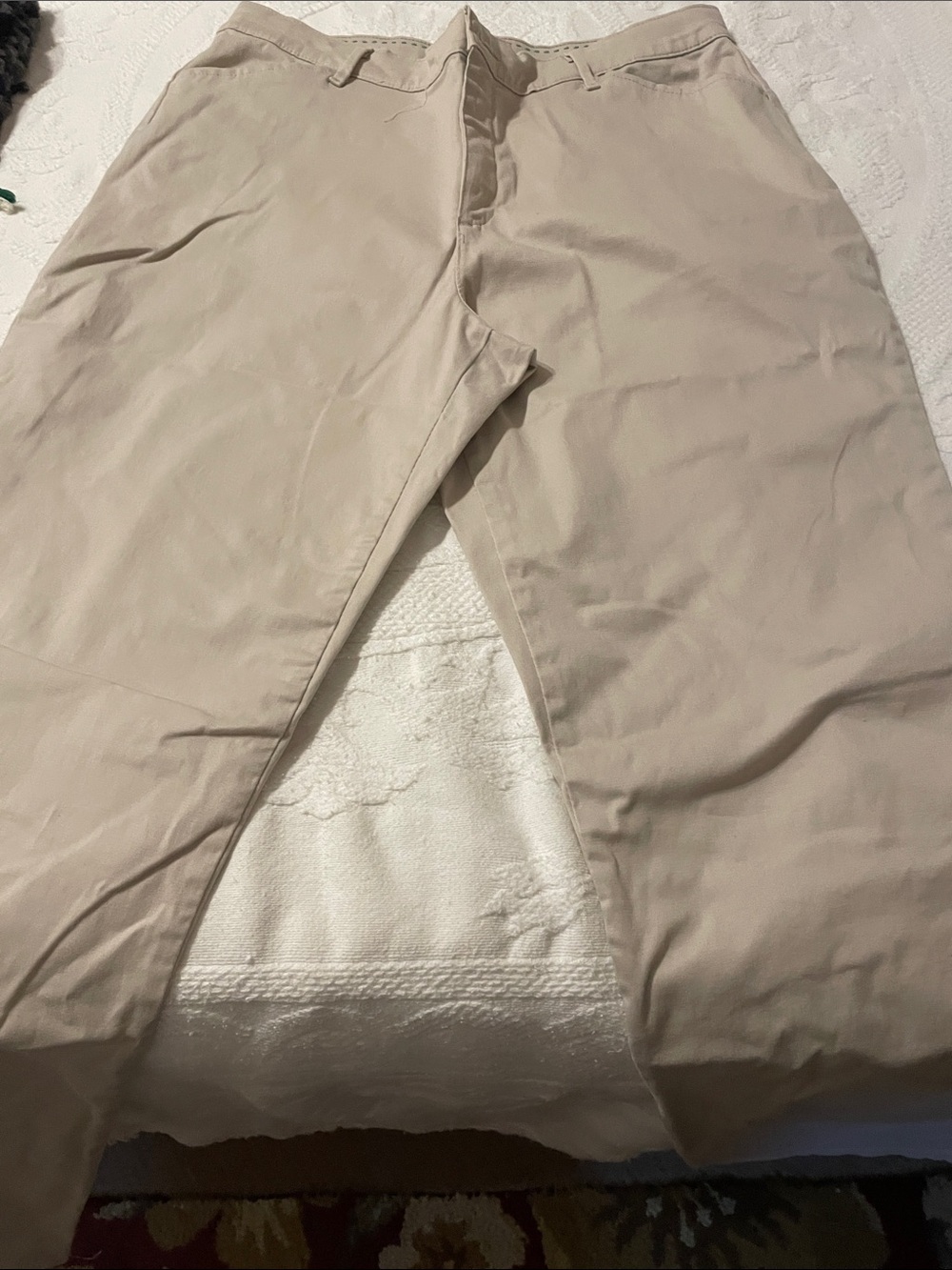 Lee Men's Khaki Chino Pants in Beige